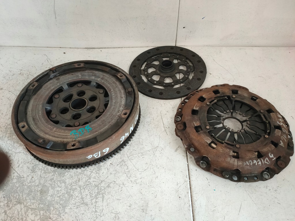 фото №10, Двухмассовый маховик сцепление n45b16a 1,6 6-передача bmw e90 e87 bdb