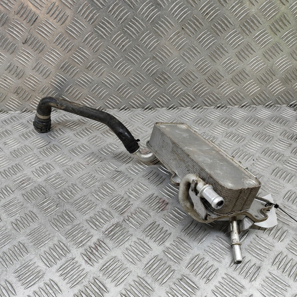 фото №6, Audi q7 4m 2016 радиатор масла