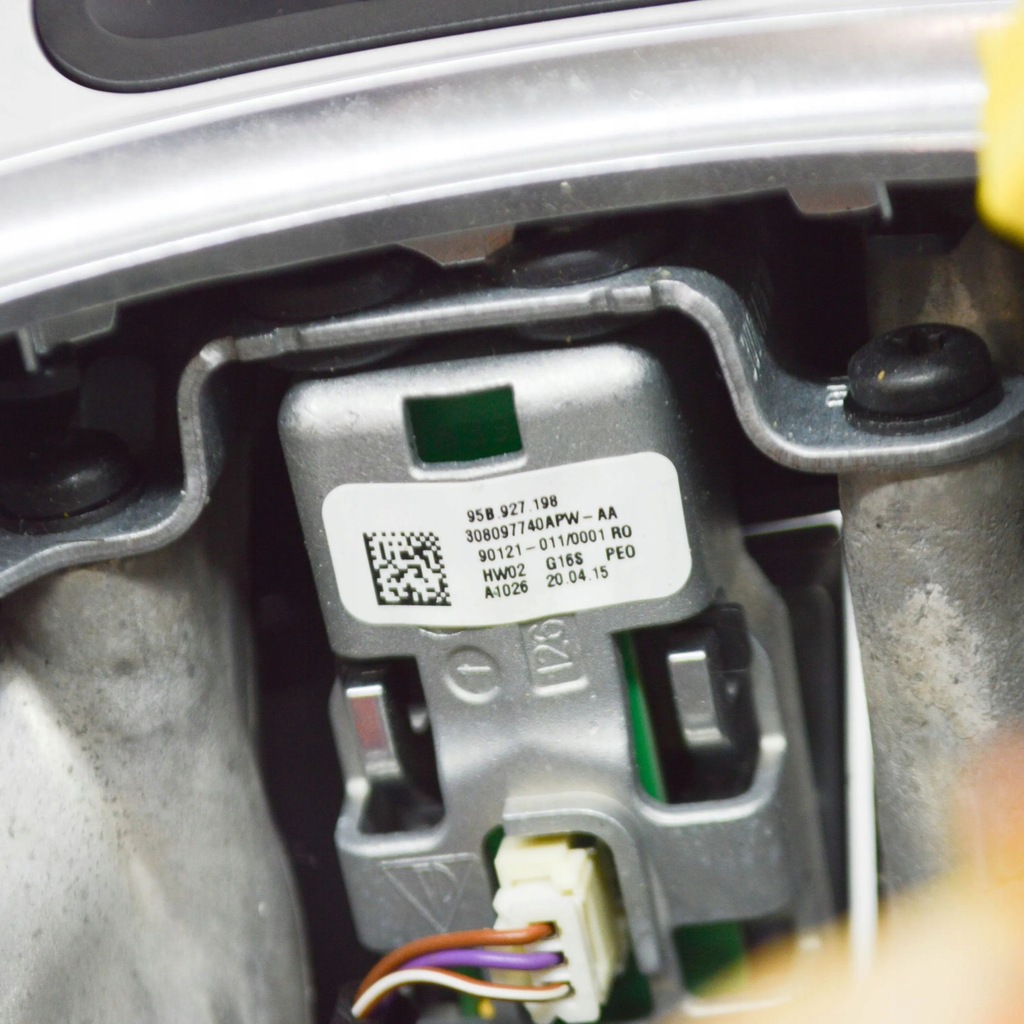 фото №9, Porsche cayenne 92a 2015 повітропровід