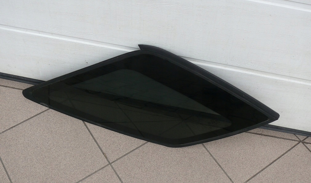 фото №1, Стекло кузовная левая левый задняя kia sorento i 02-