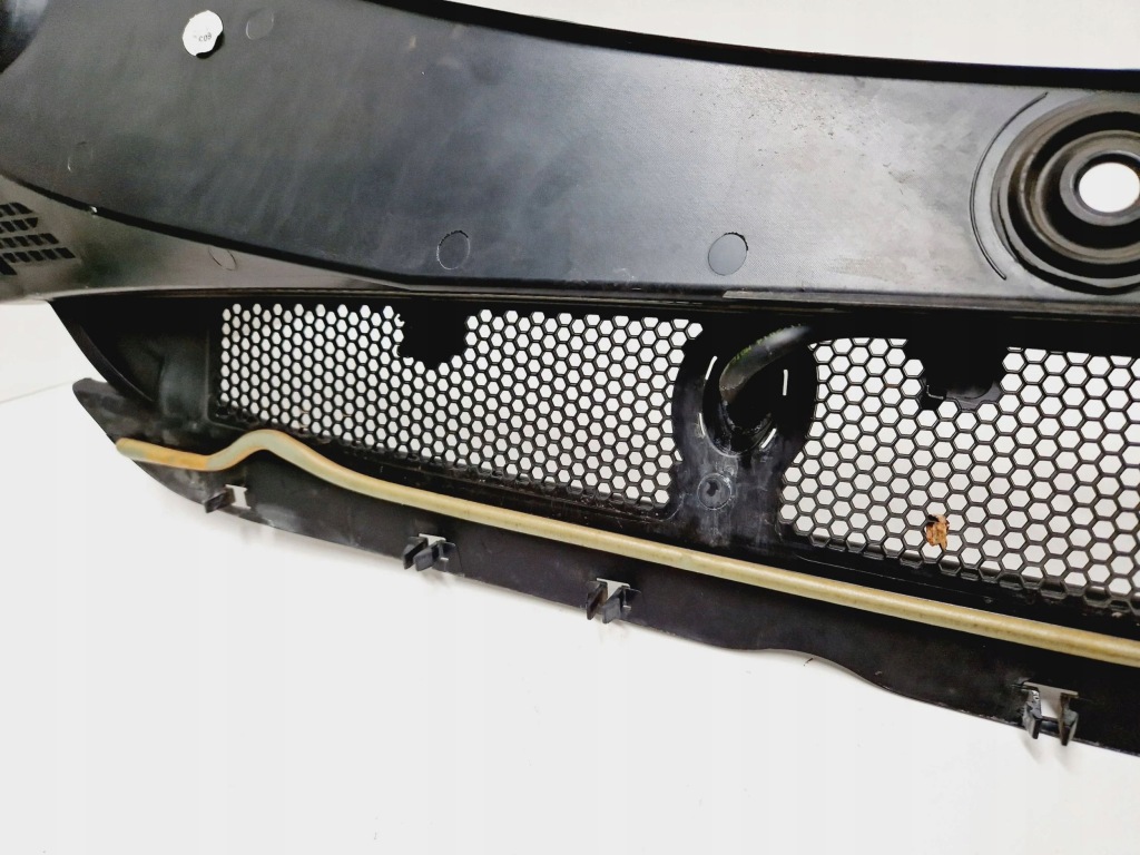 Peugeot 308 2014 жабо передні Доставка