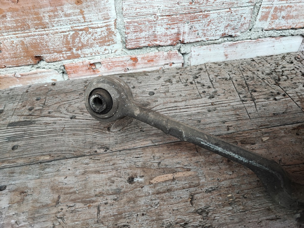 Bmw 3 e90 e91 n46 318i амортизатор правий перед Оригінал