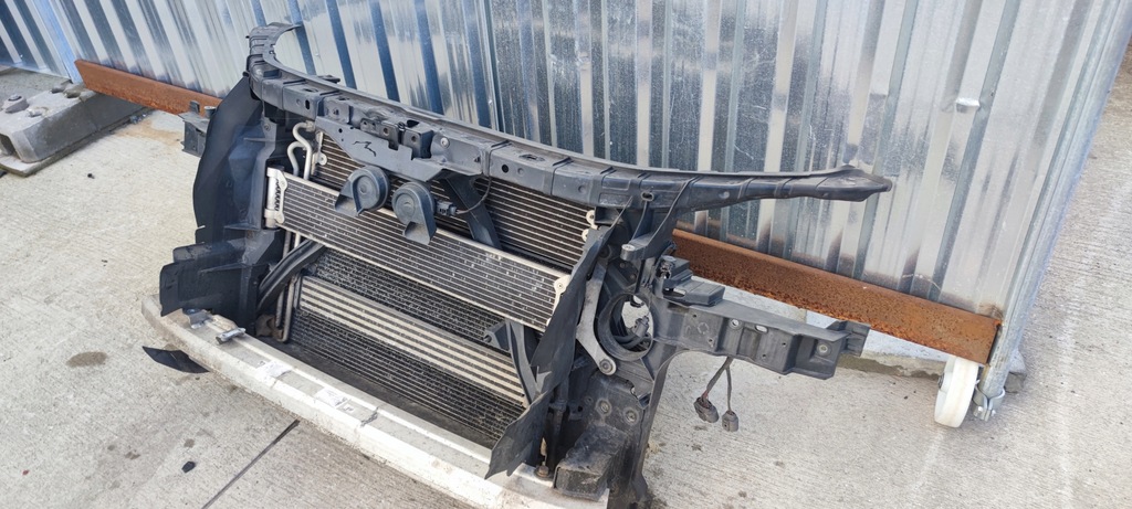 фото №5, Pas передній kompletny audi q7 4l 3.0 tdi комплект 3 балка pod радар