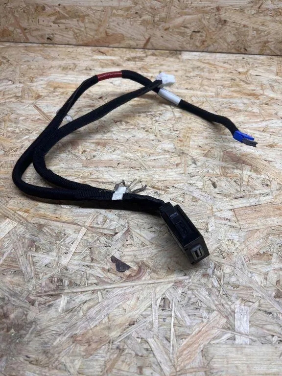 фото №1, Usb kia ev6 cv 96120cv000 electric 239kw 2023