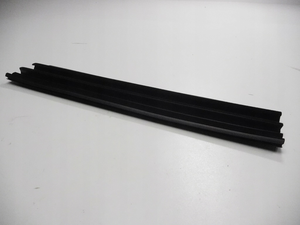 фото №6, Прокладка дверь renault scenic ii оригинальный номер 7700428994