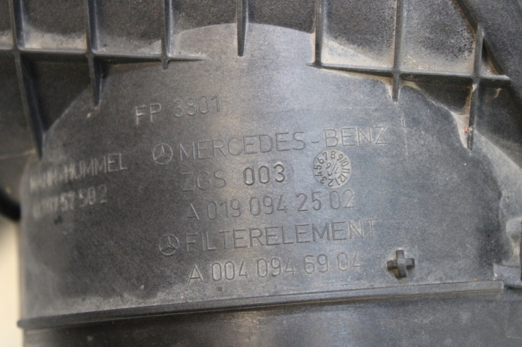 фото №10, Корпус фільтра повітря mercedes actros mp4 a0040946904