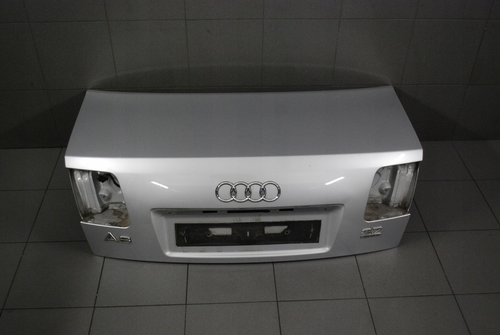 фото №1, Кришка багажника багажника без оснащення audi a8 d3 ly7w