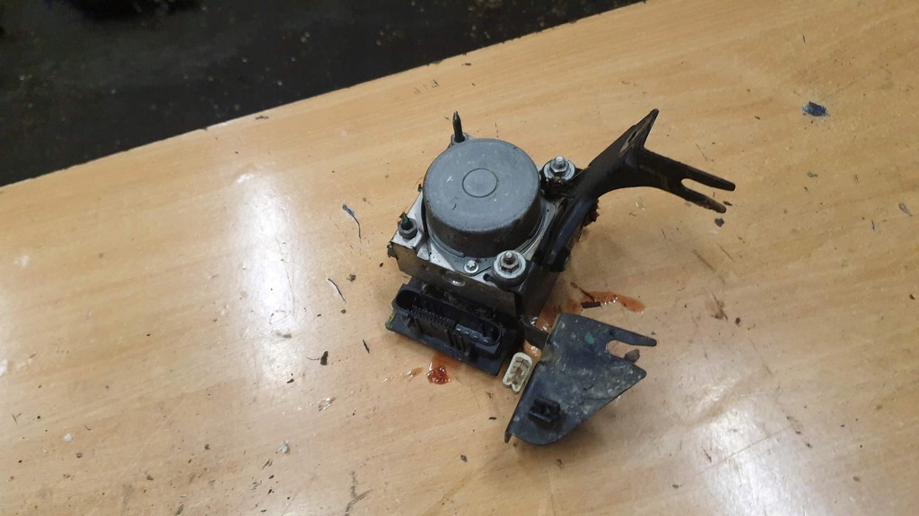 фото №1, Dacia sandero i насос abs 1.4 mpi