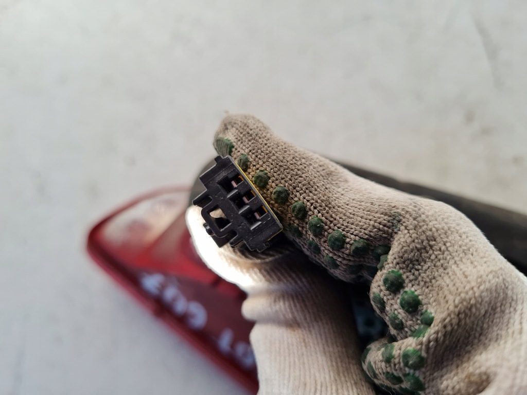 фото №7, Лампа левая задняя задняя крышки peugeot 607 europa