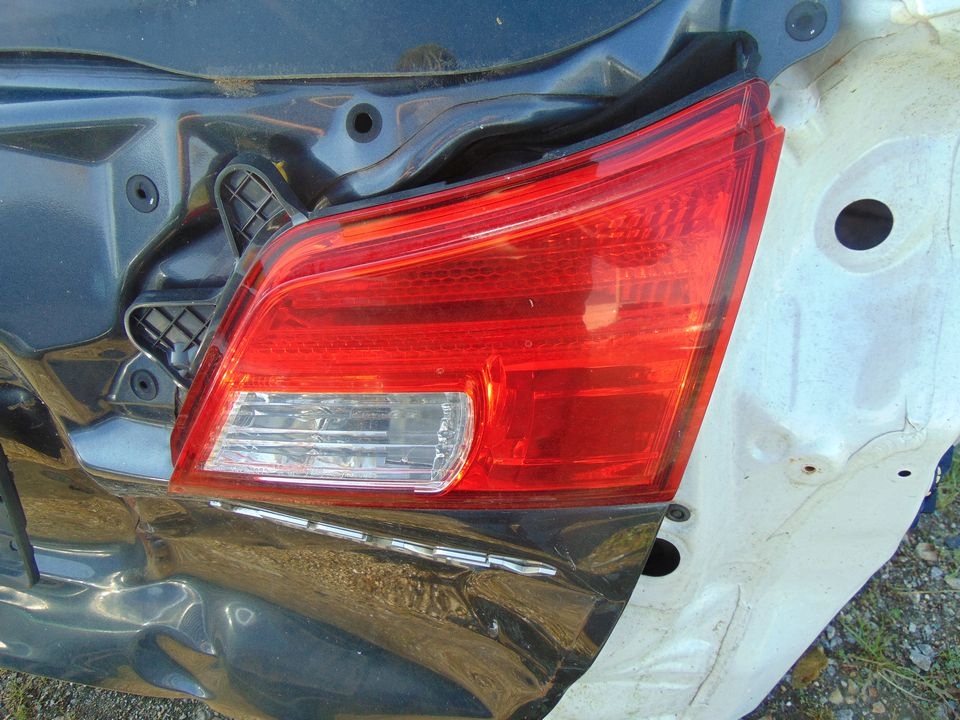 фото №1, Subaru legacy v лампа правая задняя w крышка