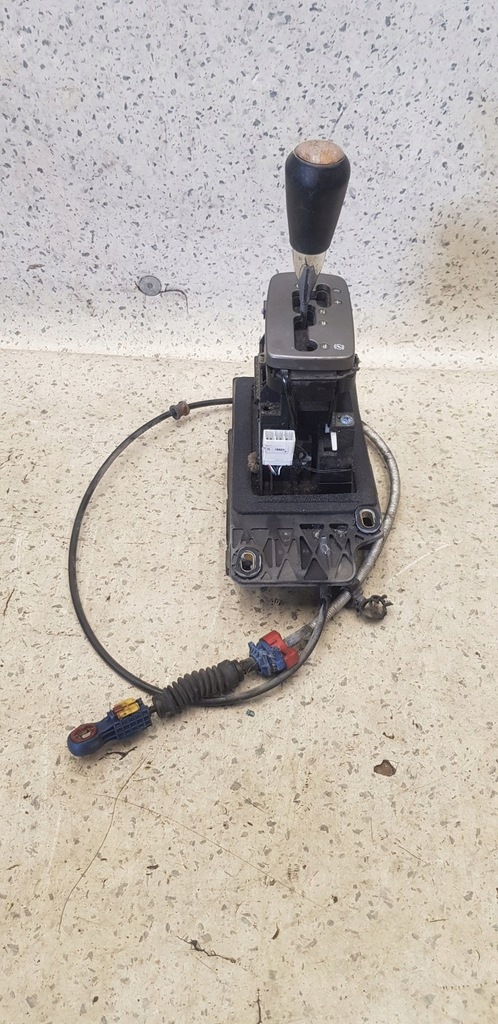 фото №1, Домкрат выборщик передач автоматическая коробка передач lancia thesis 3.2