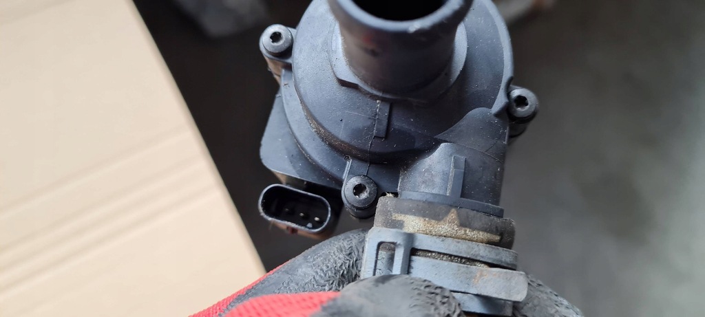 фото №7, A4 b9 8w lift додаткова помпа wody 2.0 tfsi 06h121601n a5 8w q5 a6 c7