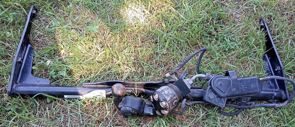 фото №14, Hak буксировочный volkswagen passat b7 3aa803880h