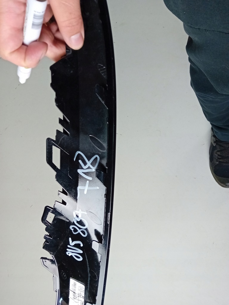 фото №5, Audi rs3 8v5 8v lift молдинг бампера правая