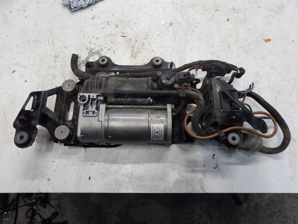 фото №1, Компрессор подвеска audi a8 d4 4h0616005c