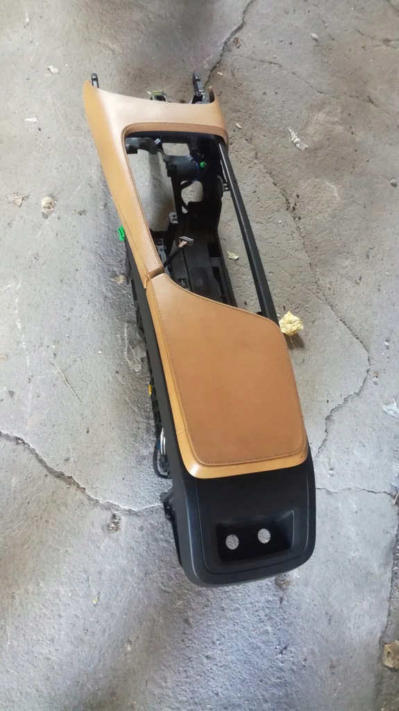 фото №11, Volvo s90 ii підлокітник тунель молдинг рамка шкіра бурштиновий стан bdb