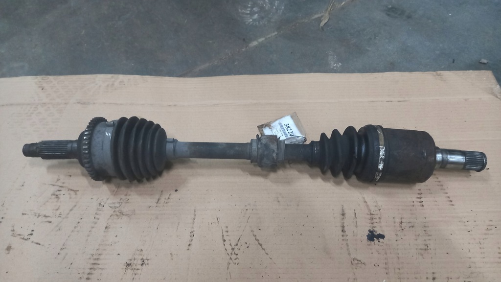 фото №1, Приводной вал левая mazda 6