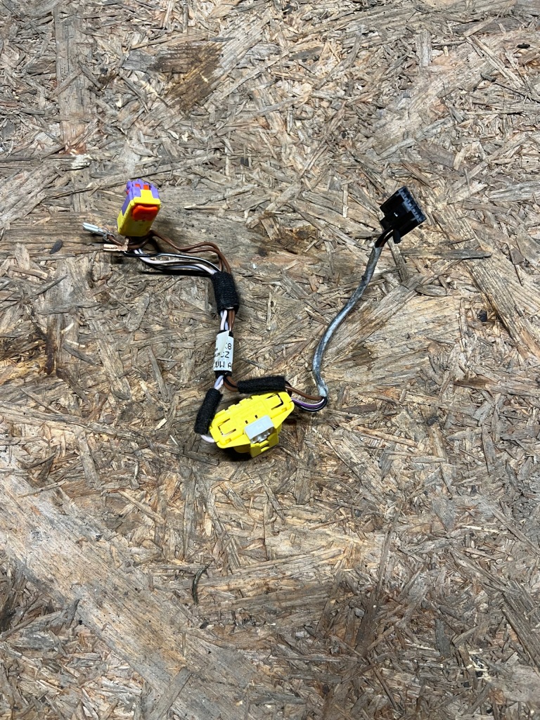 фото №1, Шланг жгут подушка безопасности octavia iii 5e0971584a