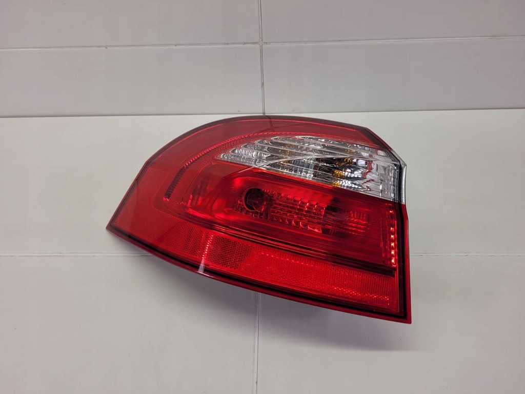 фото №10, Лампа задня ліва сторона kia rio 3 2015 92401-1w2