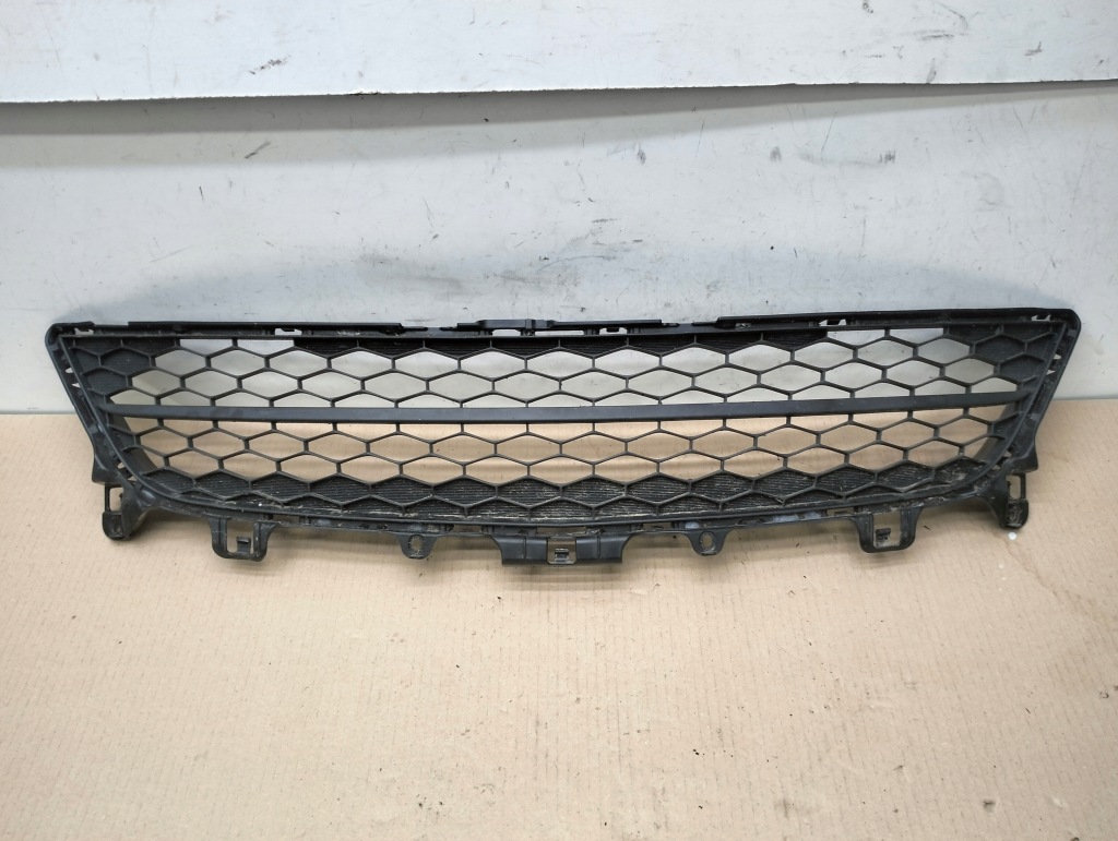 фото №1, Решётка средняя бампер перед mazda 6 gh lift 2010-2012