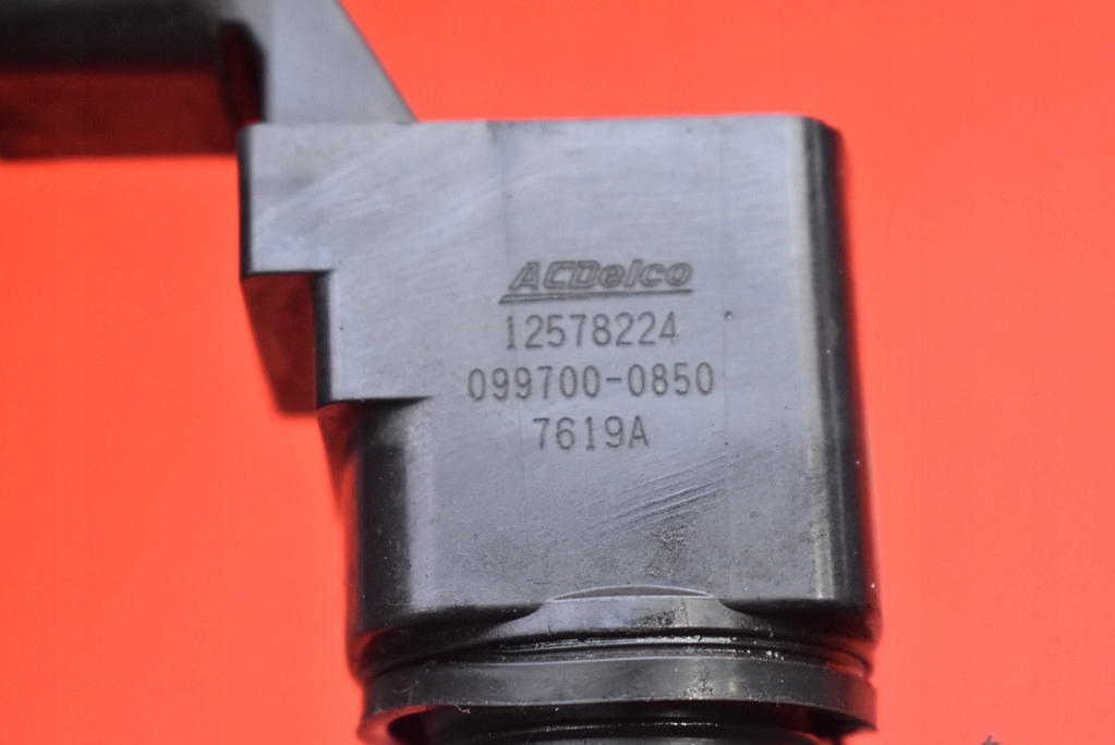 фото №6, Катушка зажигания 12578224 chevrolet hhr 1 i 2.4 b 172 km 05-11