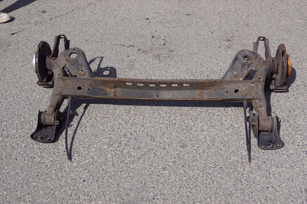 фото №9, Балка подвеска задняя skoda octavia iii