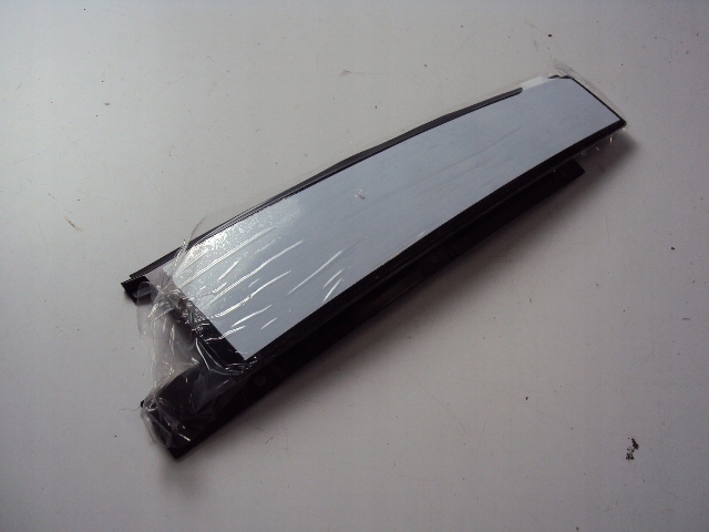 фото №1, Молдинг дверь левый задняя mercedes gla w247 2019-