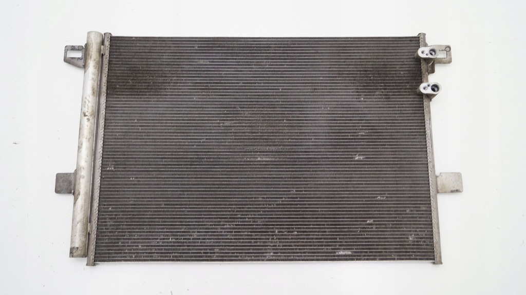 фото №1, Vw amarok 2h0 820411d радиатор кондиционера denso