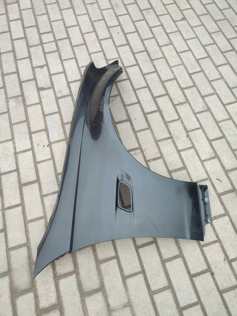 фото №1, Крила правий pontiac g8