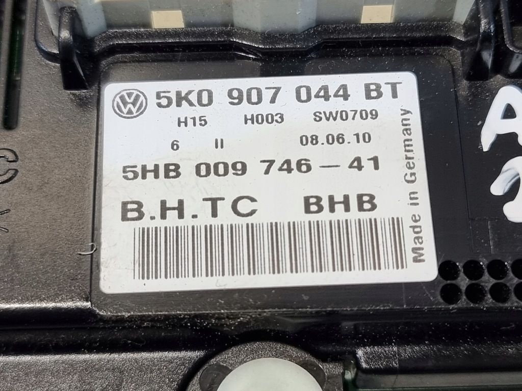фото №11, Панель кондиціонера обдув сидіння оригінальний номер 5k0907044bt vw golf vi hb 5d 10r