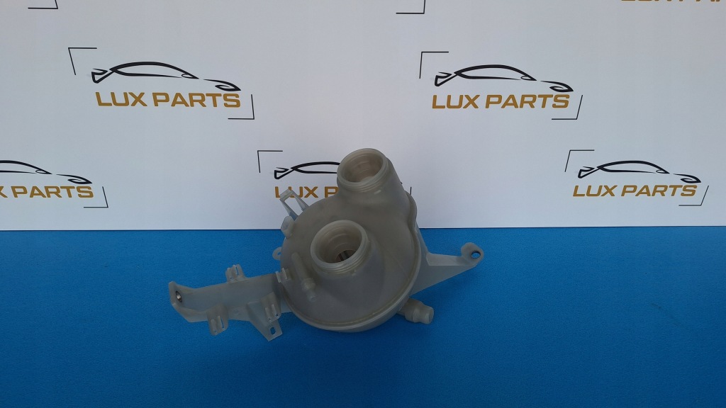 фото №1, Mercedes eqb eqa x243 бак расширительный