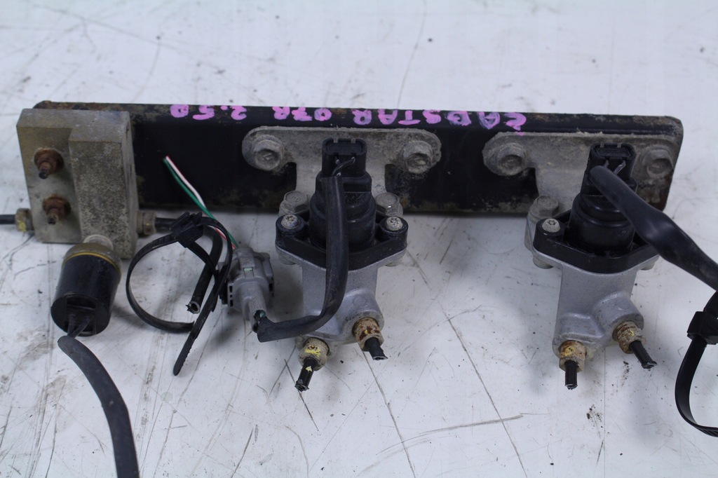 фото №6, Суппорт тормозной правый задняя nissan cabstar 07r. 2.5d