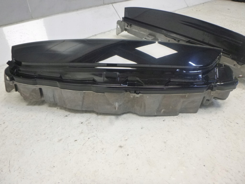 фото №8, Range rover 5 v govue l460 22-23 лампа права ліва задня nowa