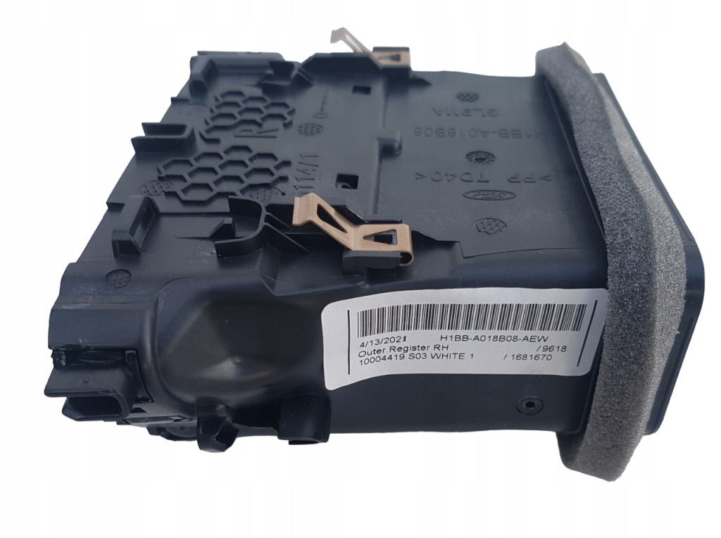 фото №4, Ford fiesta mk8 2017-2023 решітка обдув права