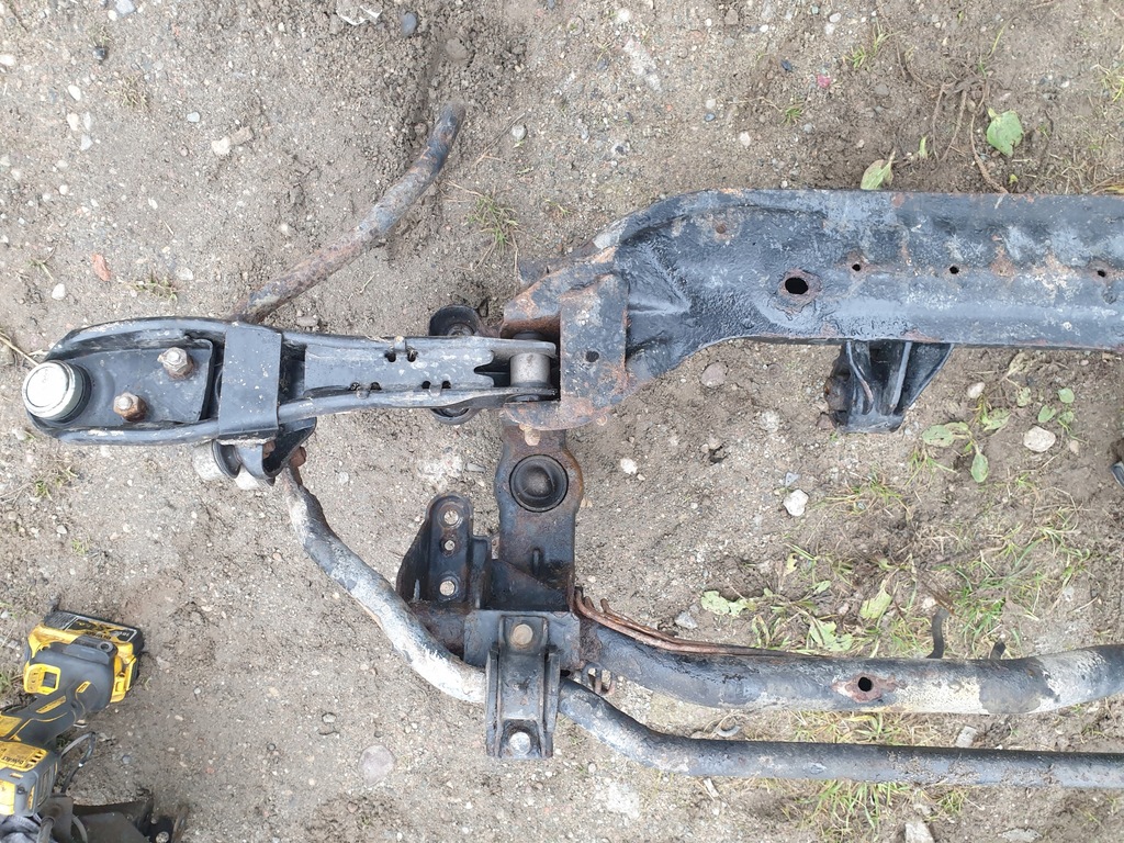 фото №5, Подрамник подрамник подрамник suzuki pajero pini 2.0 gdi