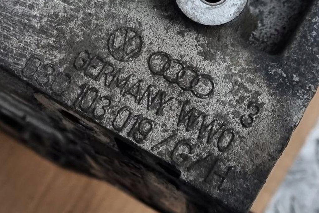 фото №8, Блок двигуна vw golf plus 5m1, 521 bag 1.6l бензиновий 85kw 2007