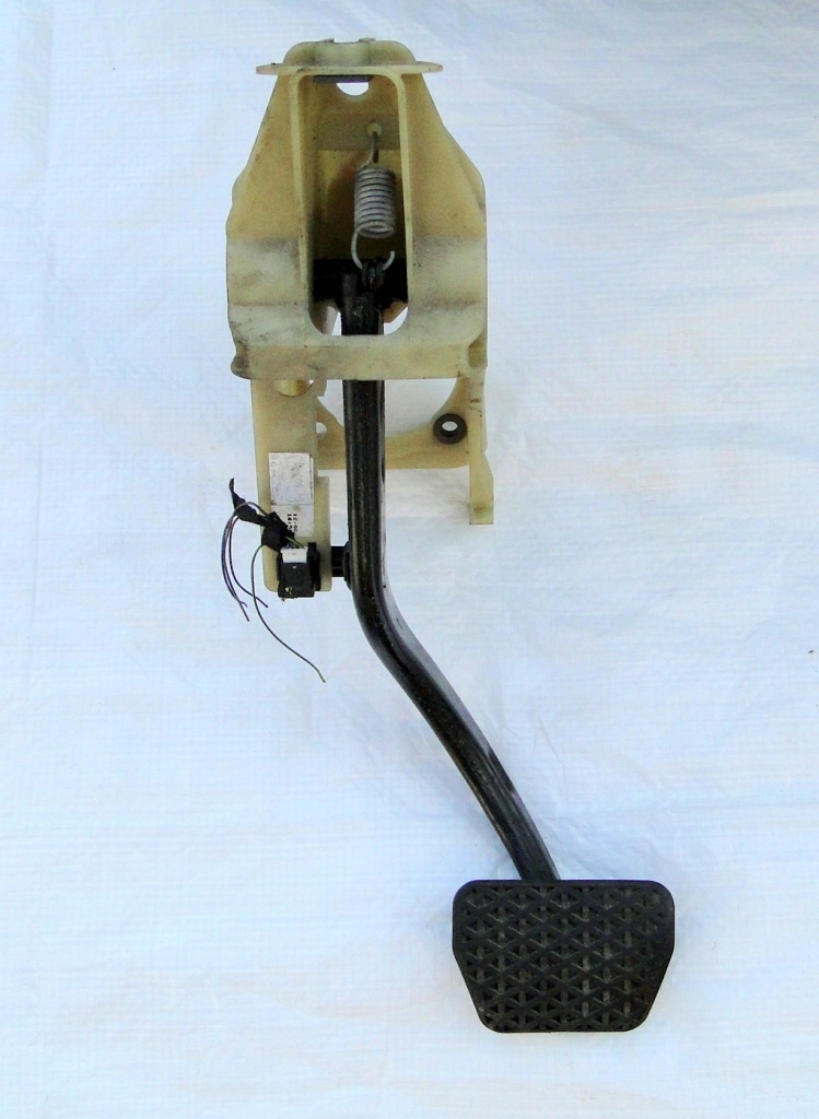 фото №1, Педаль гальма bmw 7 e65 e66 europa 6752517