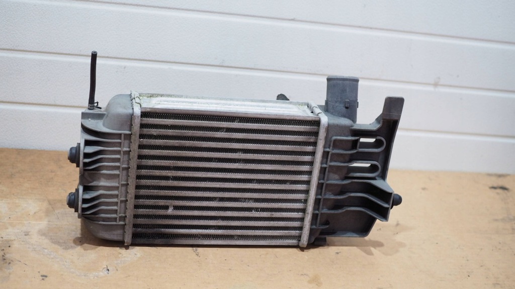 Купить Toyota оригинальный номер jd127000-0620 радиатор