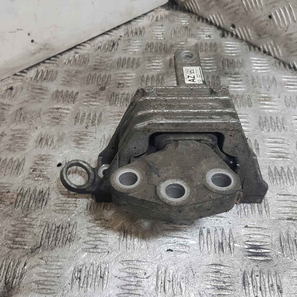 фото №1, Кронштейн двигуна opel insignia