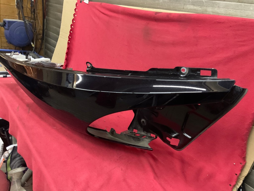 Крыло  правый  перед передний porsche cayman boxter 982 рестайлинг  15-19 982821022 Киев