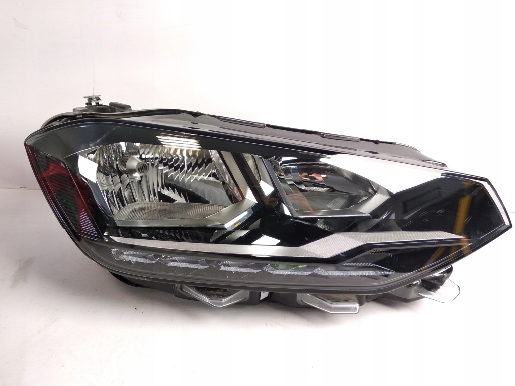 фото №1, Vw golf sportsvan lift лампа правая перед led