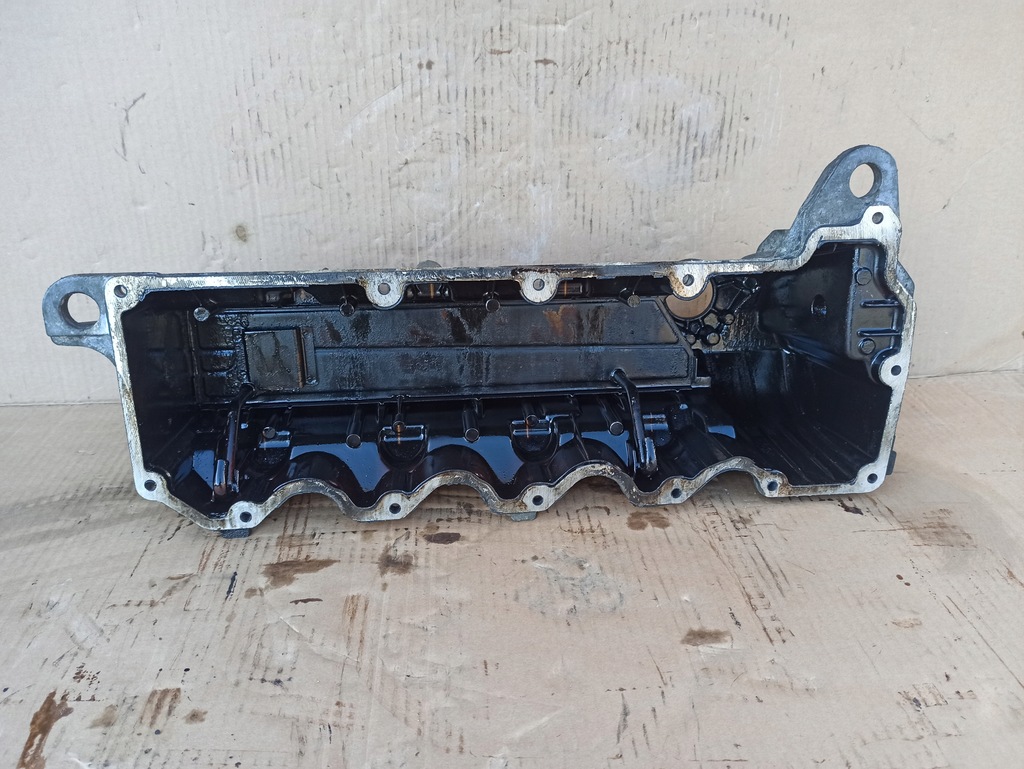 фото №8, Крышка клапанов mercedes w169 w245 1.5b 1.7b a2660101730