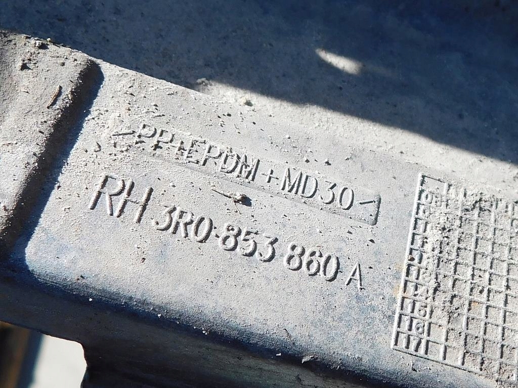 фото №12, Seat exeo 2.0tdi 11r sedan молдинг порог правая