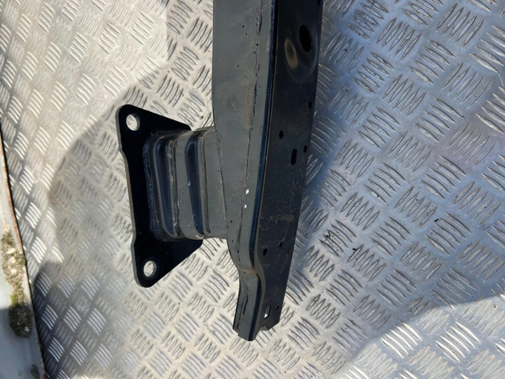 фото №3, Балка бампера задняя land rover range rover sport l461 n9x2-17906-ad