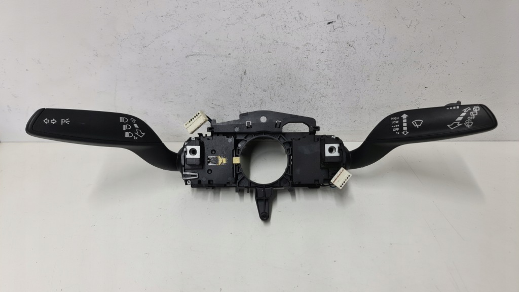 фото №1, Переключатель комбинированный audi оригинальный номер 8v0953521bm