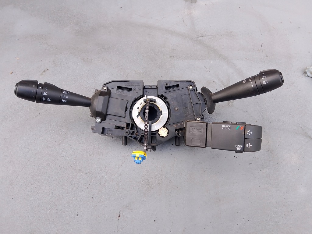 фото №1, Перемикач комбінований dacia duster i lift