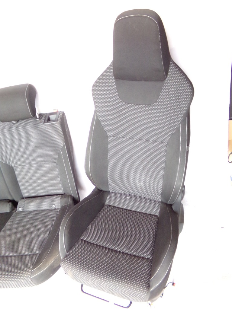фото №2, Комплект сидіння заднє сидіння sport skoda rapid spaceback