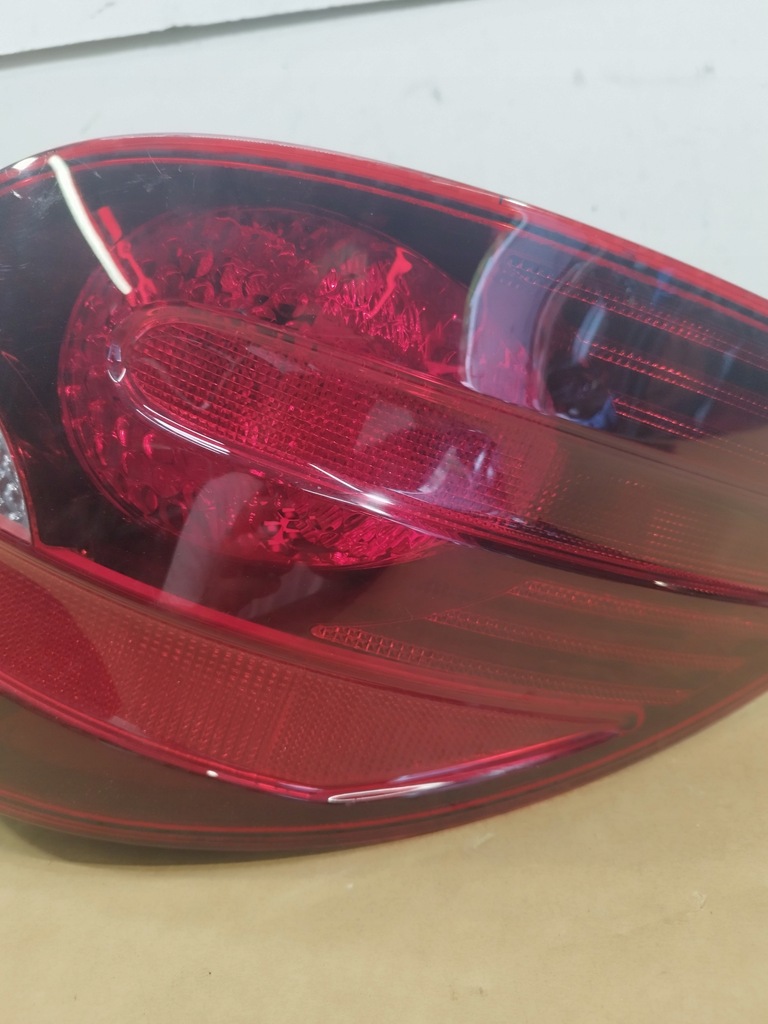 фото №4, Лампа права задня тонована mercedes r-klasa 251 w251 lata 2005-2010