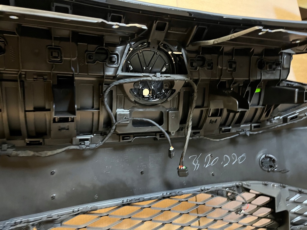 фото №11, Бампер vw id.4 перед бампер передній vw id4 решітка радіатора led 6xpdc електропроводка