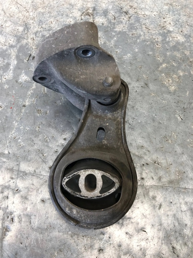 фото №3, Кронштейн подушка двигуна renault master iii 8200675217